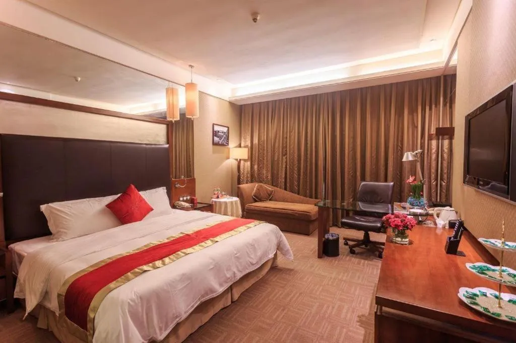 Bed in Changsha Xiaoxiang Huatian Hotel