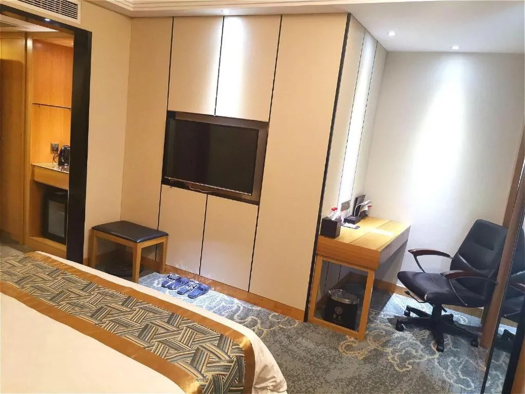 Bed in Changsha Xiaoxiang Huatian Hotel