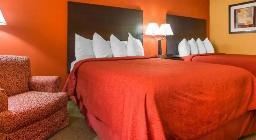 Bed in Quality Inn & Suites Kimberly - Appleton East Bed in Quality Inn & Suites Kimberly - Appleton East