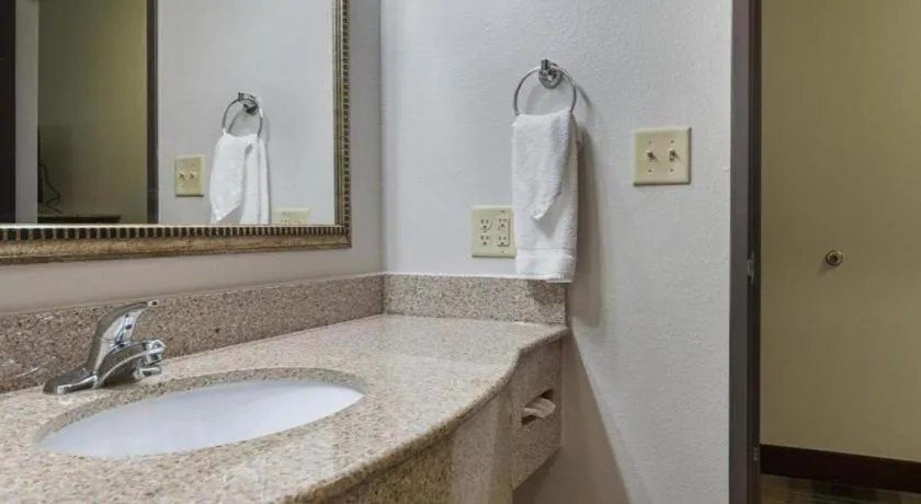 Best Western Plus DeRidder Inn and Suites