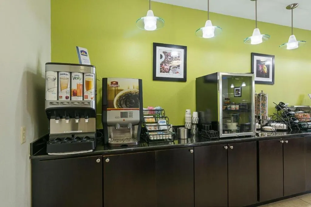 Best Western Plus DeRidder Inn and Suites