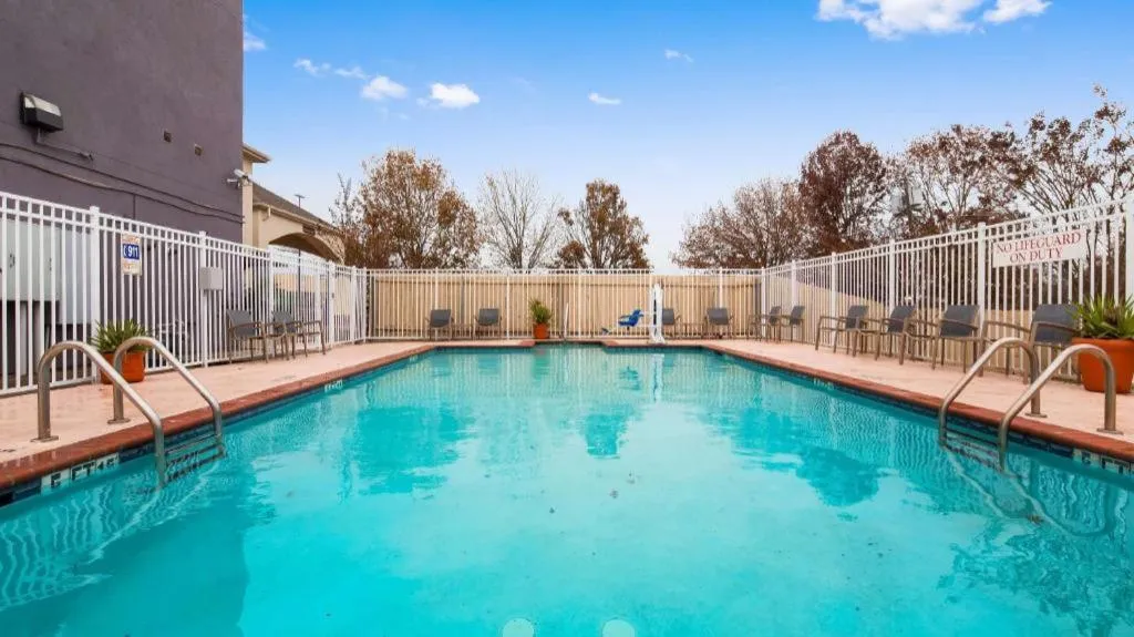 Best Western Plus DeRidder Inn and Suites