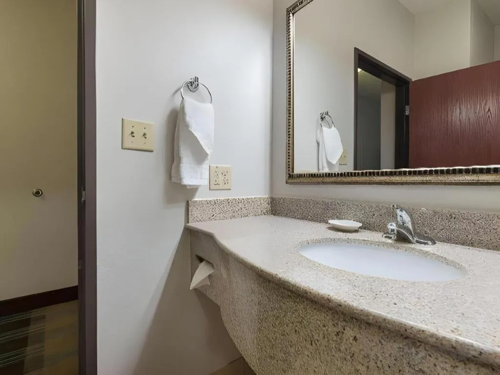 Best Western Plus DeRidder Inn and Suites