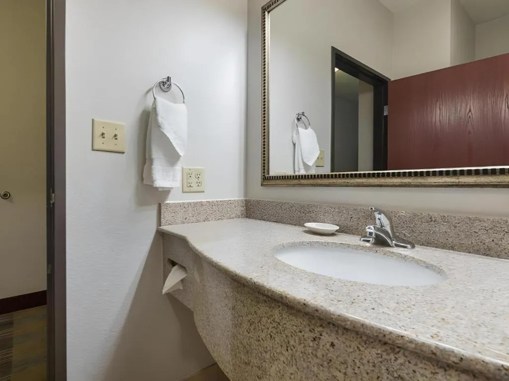 Best Western Plus DeRidder Inn and Suites