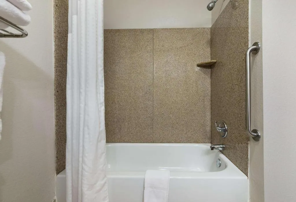 Best Western Plus DeRidder Inn and Suites