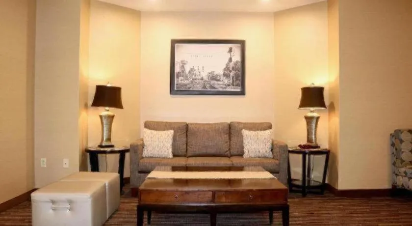 Best Western Fostoria Inn & Suites