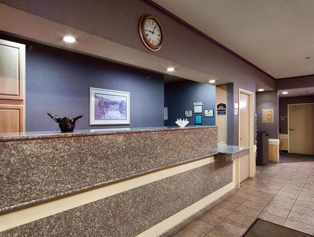 Best Western Fostoria Inn & Suites