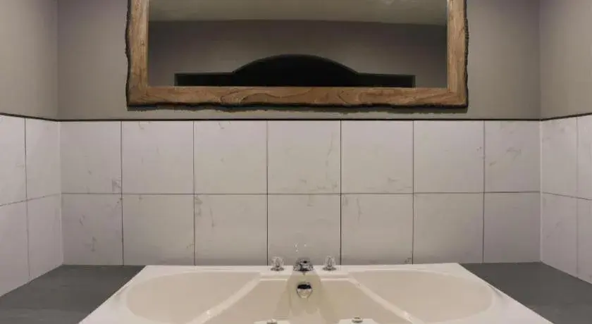 Best Western Fostoria Inn & Suites Best Western Fostoria Inn & Suites