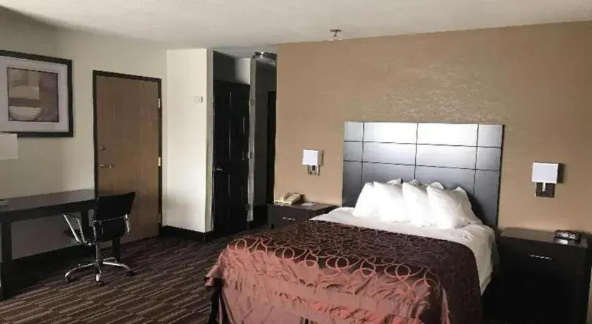 Bed in Best Western Monticello Gateway Inn Bed in Best Western Monticello Gateway Inn