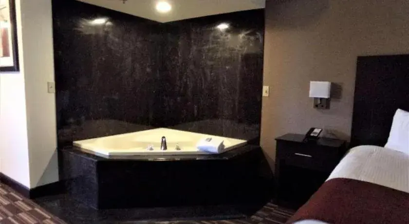 Bed in Best Western Monticello Gateway Inn Bed in Best Western Monticello Gateway Inn