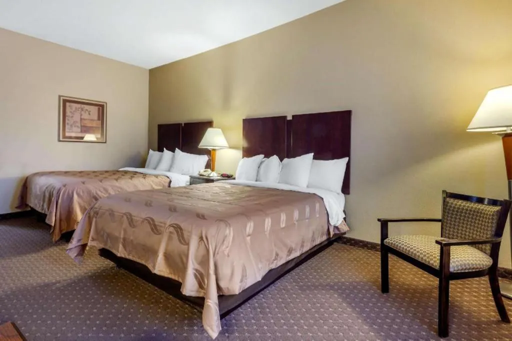 Bed in Quality Inn Smyrna