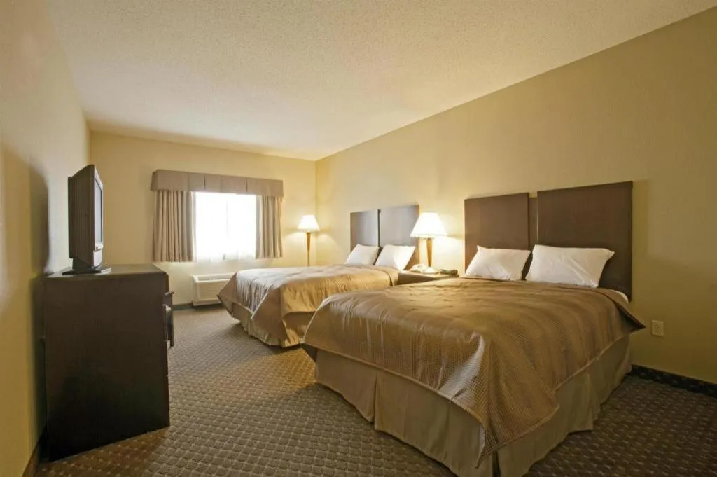 Bed in Quality Inn Smyrna