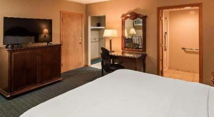 Bed in Best Western River Terrace