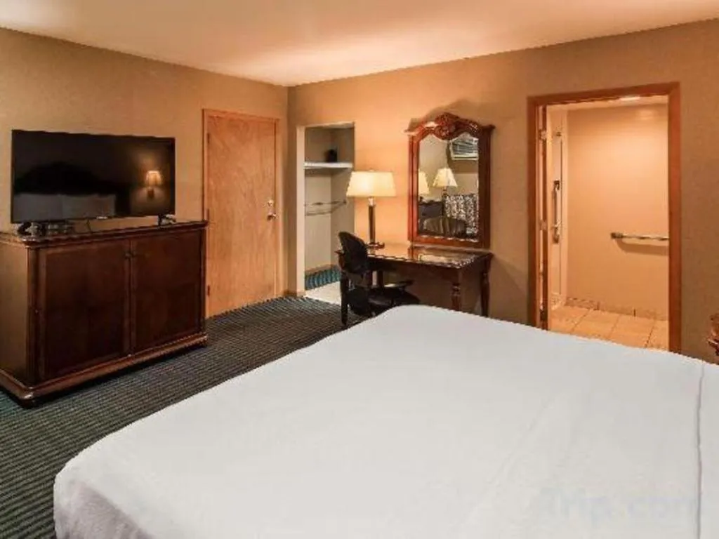 Bed in Best Western River Terrace