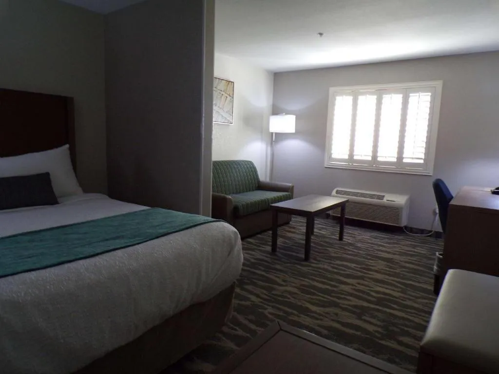 Bed in Best Western Plus Safford