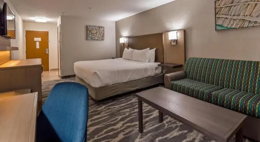 Bed in Best Western Plus Safford Bed in Best Western Plus Safford