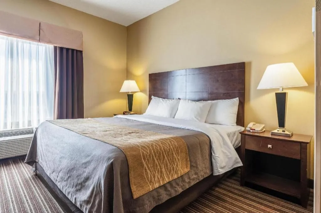 Bed in Quality Inn Clarksdale