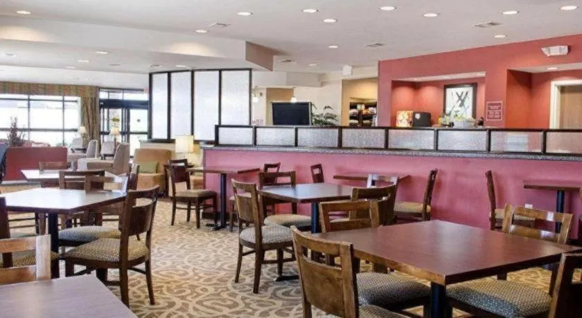 Comfort Suites Greenwood