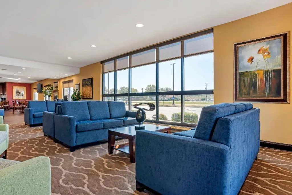 Comfort Suites Greenwood