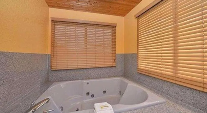 Quality Inn & Suites Grinnell near University