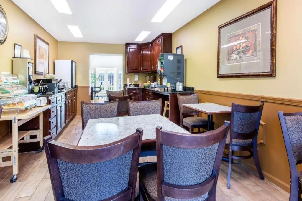 Quality Inn Arab Hwy 231