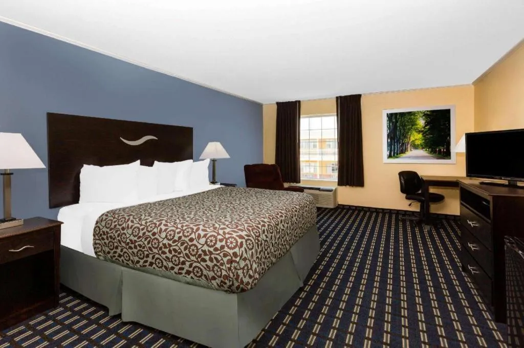 Bed in Days Inn Chillicothe