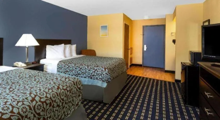 Bed in Days Inn Chillicothe