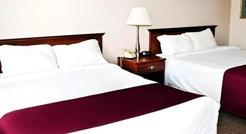 Bed in Days Inn Chillicothe