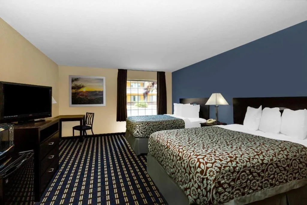 Bed in Days Inn Chillicothe