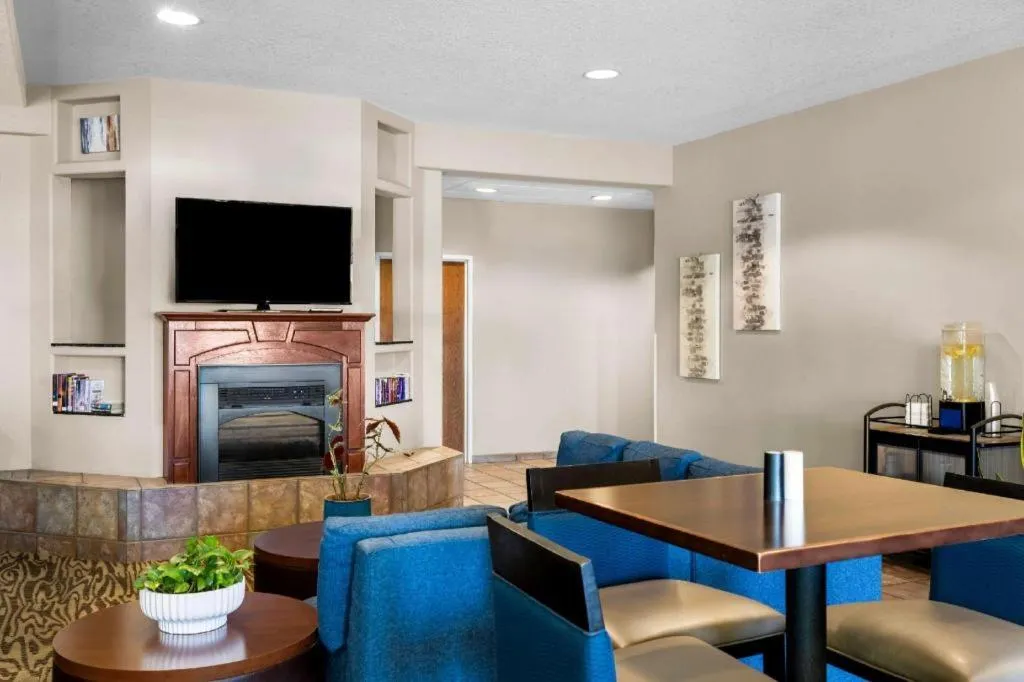 Comfort Inn & Suites Riverton