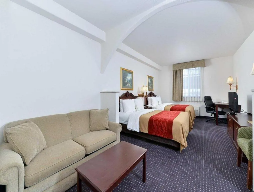 Bed in Comfort Inn & Suites Riverton