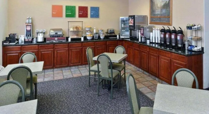 Comfort Inn & Suites Riverton