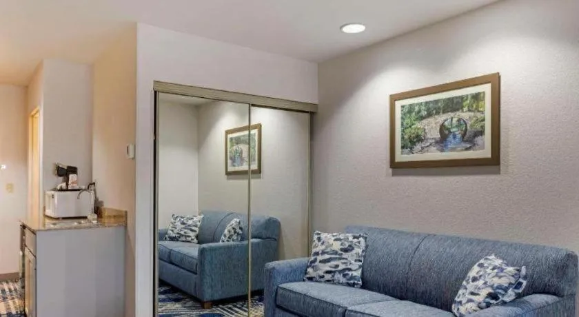 Comfort Inn & Suites Hot Springs Midtown