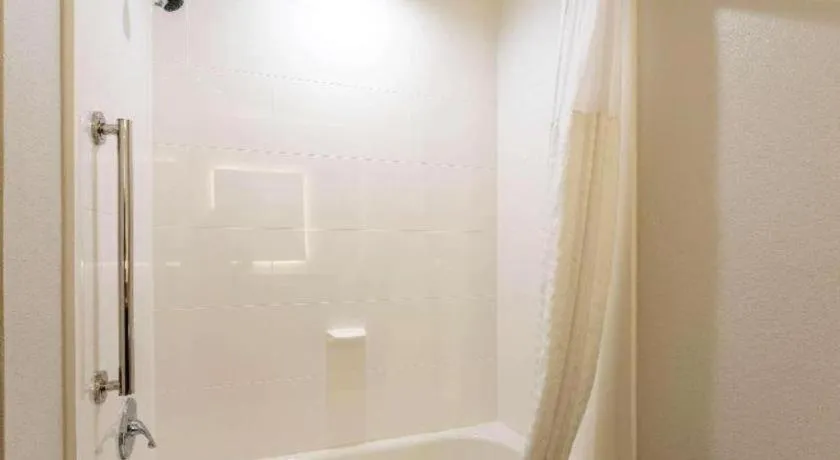 Comfort Inn & Suites Hot Springs Midtown