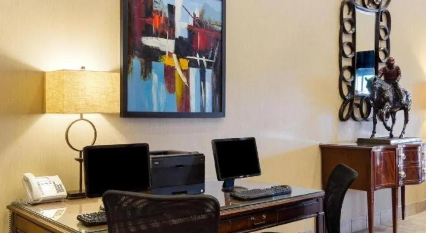 Comfort Inn & Suites Hot Springs Midtown