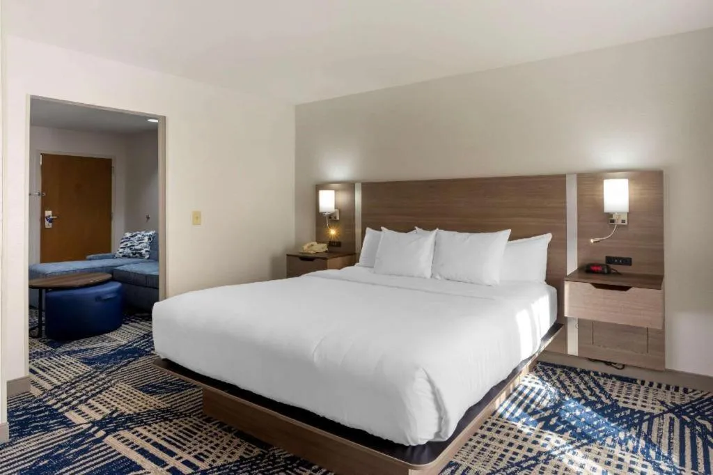 Bed in Comfort Inn & Suites Hot Springs Midtown