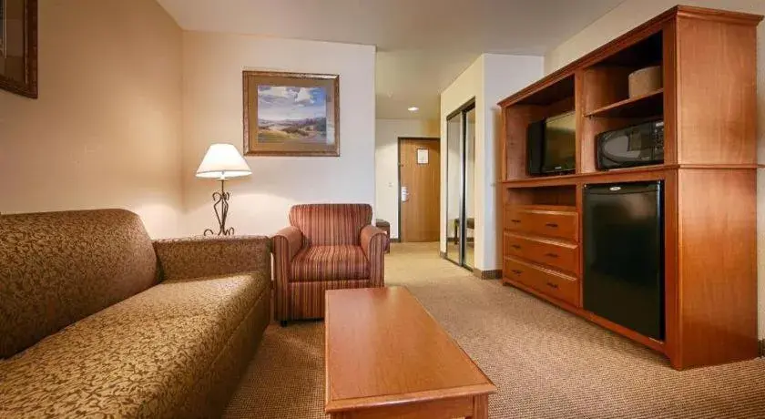 Best Western Territorial Inn & Suites Best Western Territorial Inn & Suites