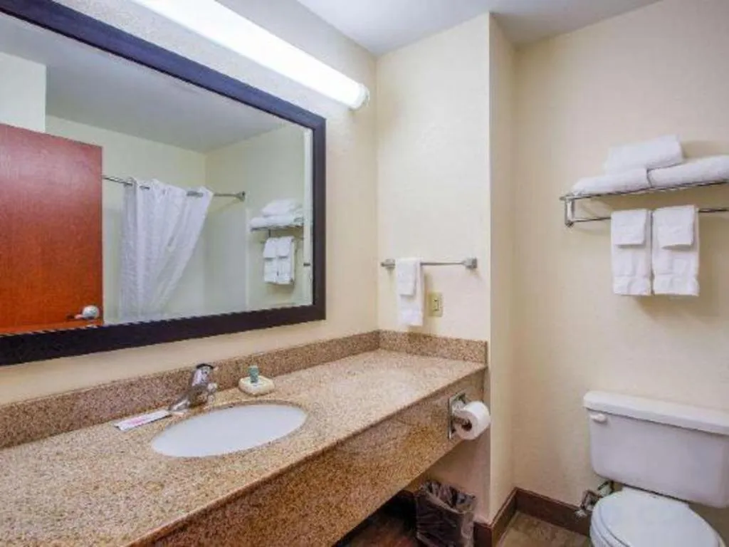 Best Western Nittany Inn Milroy