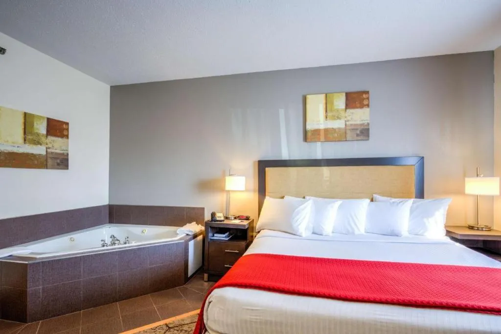 Bed in Best Western Nittany Inn Milroy