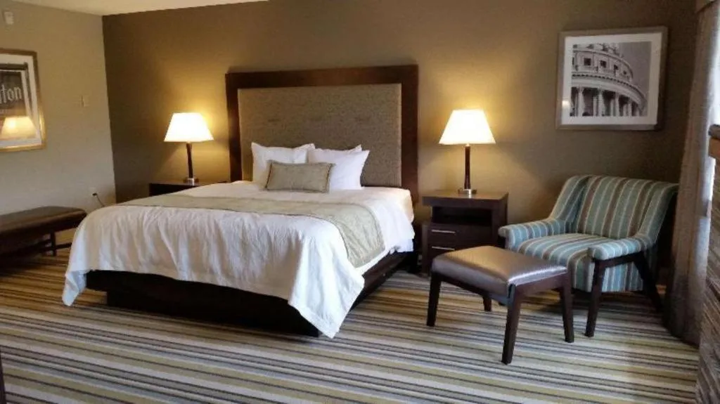 Bed in Best Western Stanton Inn