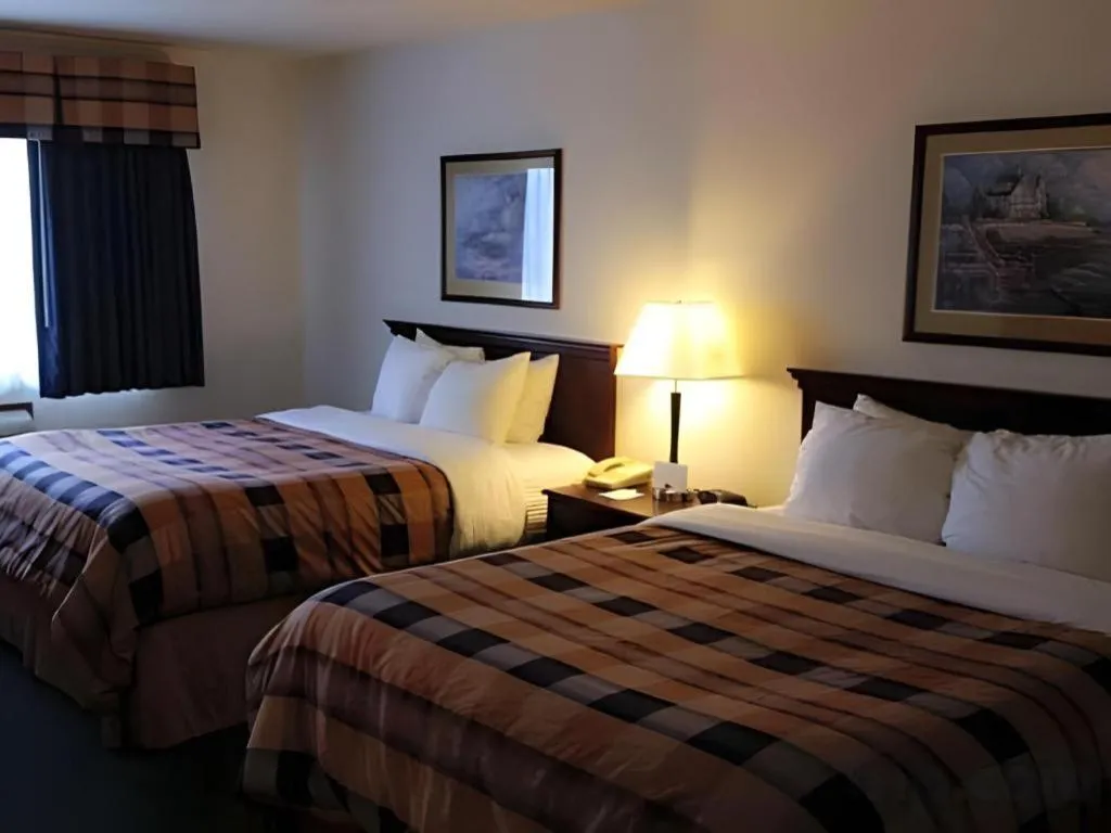 Bed in Best Western Stanton Inn