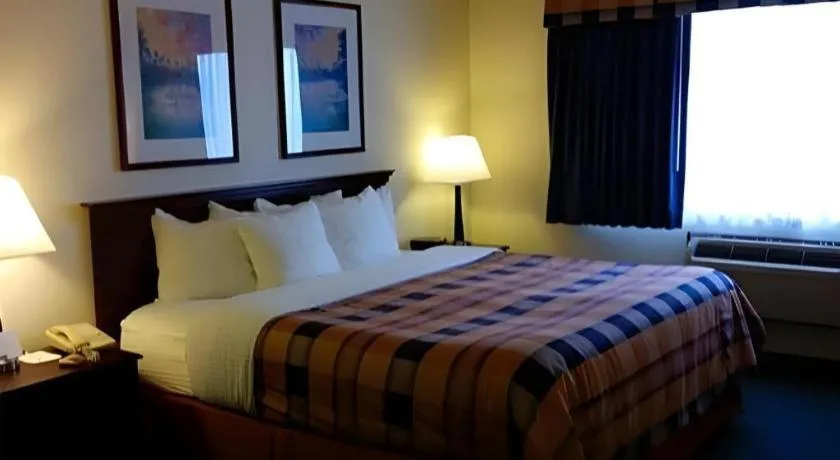 Bed in Best Western Stanton Inn