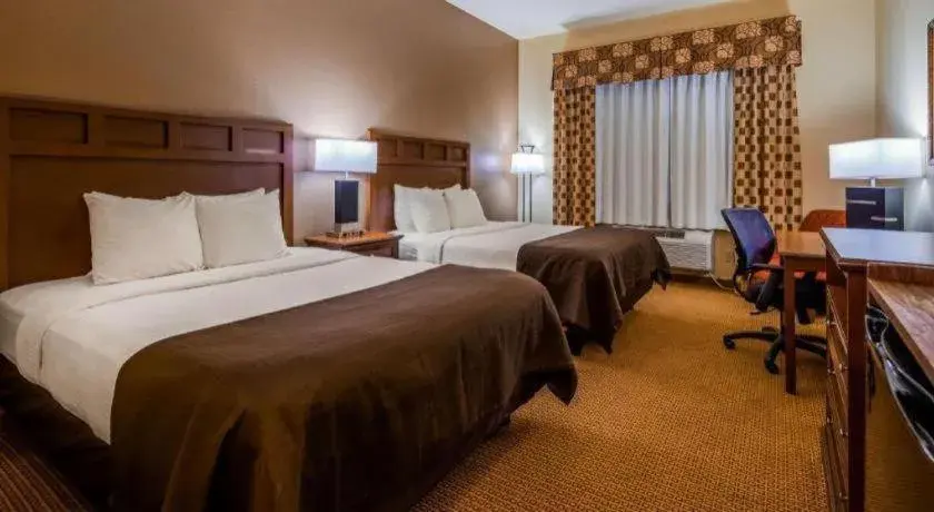 Bed in Best Western Littlefield Inn & Suites Bed in Best Western Littlefield Inn & Suites