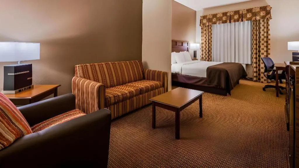 Bed in Best Western Littlefield Inn & Suites