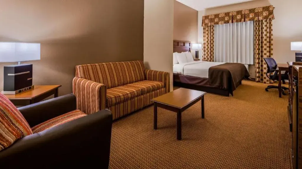 Bed in Best Western Littlefield Inn & Suites Bed in Best Western Littlefield Inn & Suites