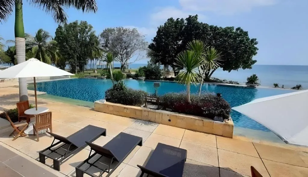 Tanjung Lesung Beach Hotel