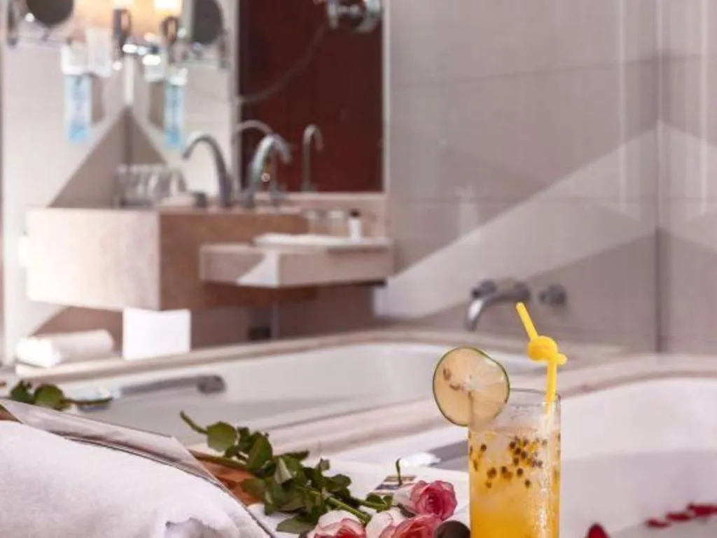 New Century Grand Hotel Zhuji Yaojiang