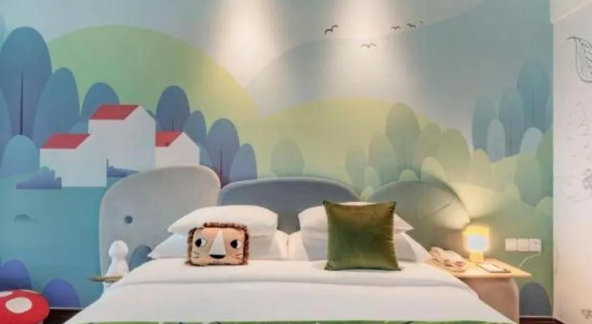 Bed in New Century Grand Hotel Zhuji Yaojiang