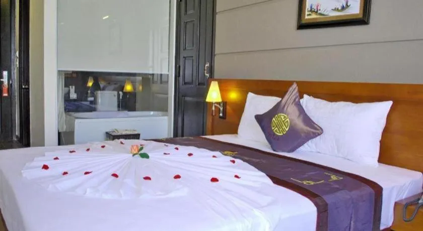 Bed in Barcelona Hotel Nha Trang