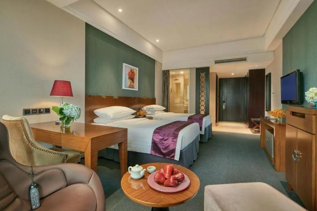 Bed in New Century Manju Hotel Shanghai New International Expo Center